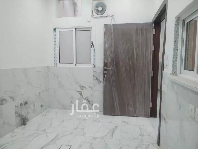339 sqm building in Mudhainib 7