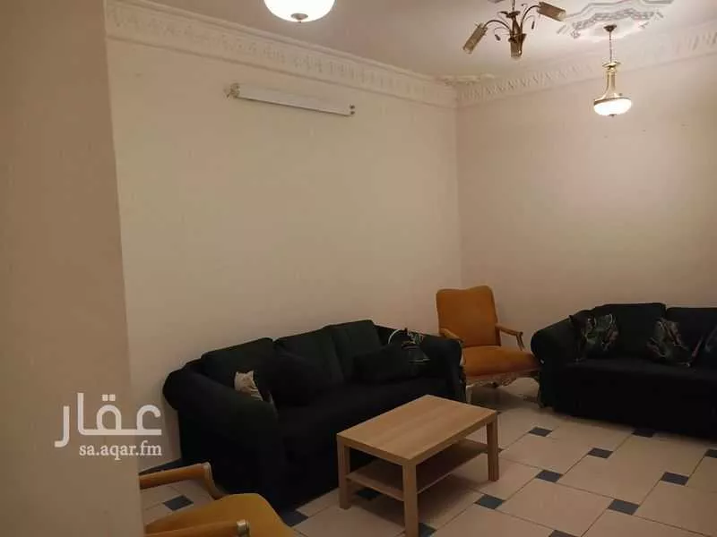 722 sqm building in Al Khalidiyyah 3