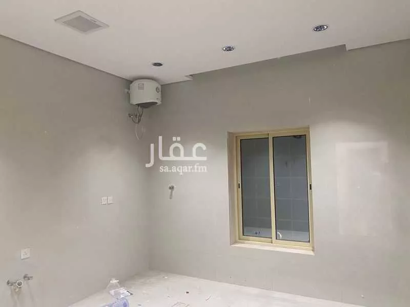 500 sqm building in Al Aziziyah 5