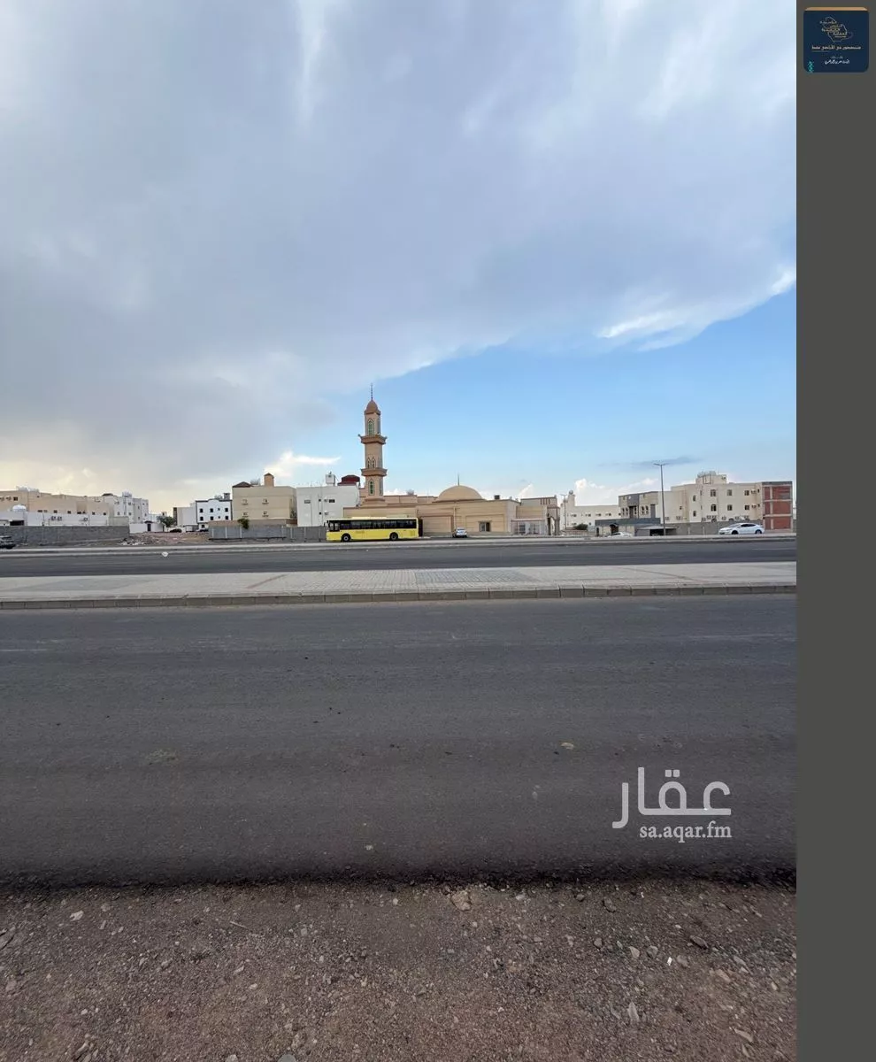 عمارة 1197 م² في نبلاء 7