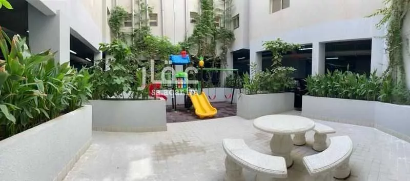 4 bedroom apartment in An Nafal, Riyadh 17