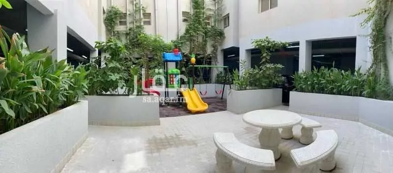 4 bedroom apartment in An Nafal, Riyadh 16
