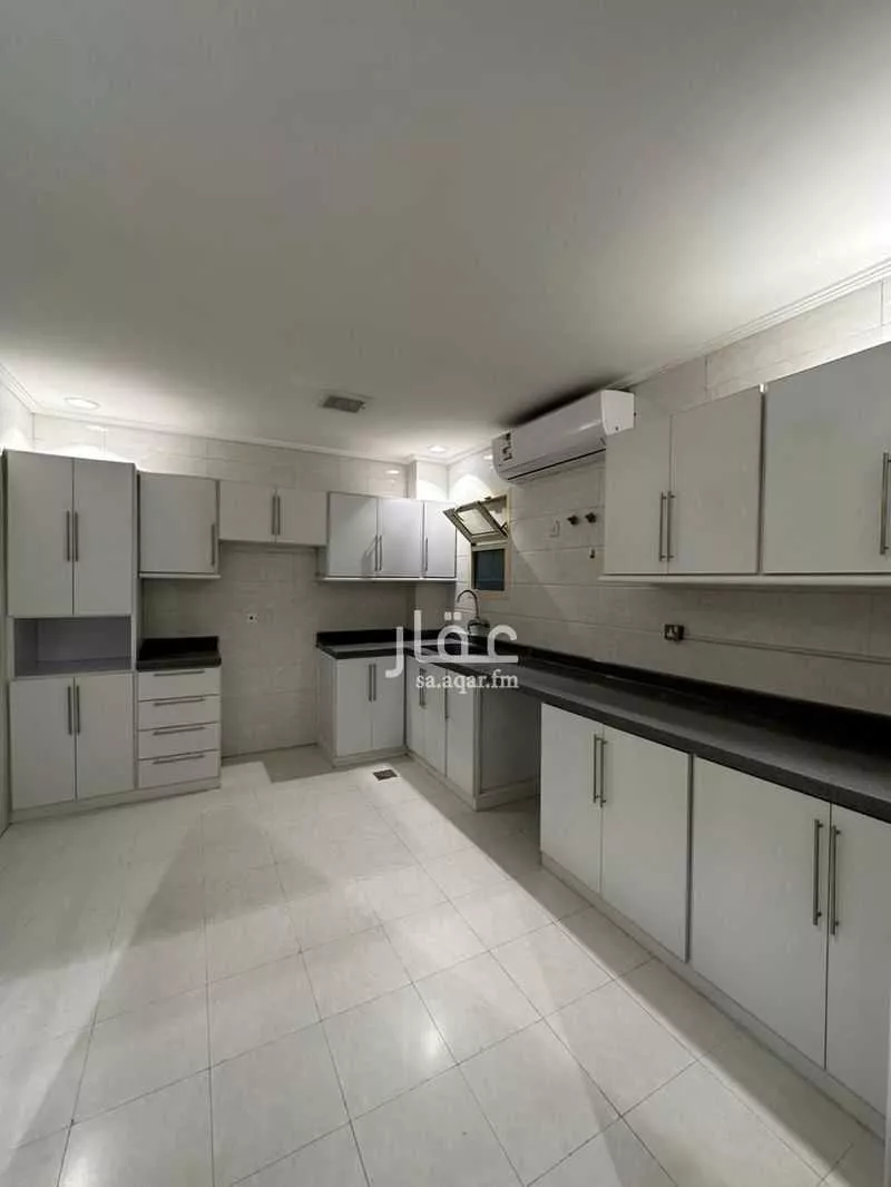 4 bedroom apartment in An Nafal, Riyadh 8
