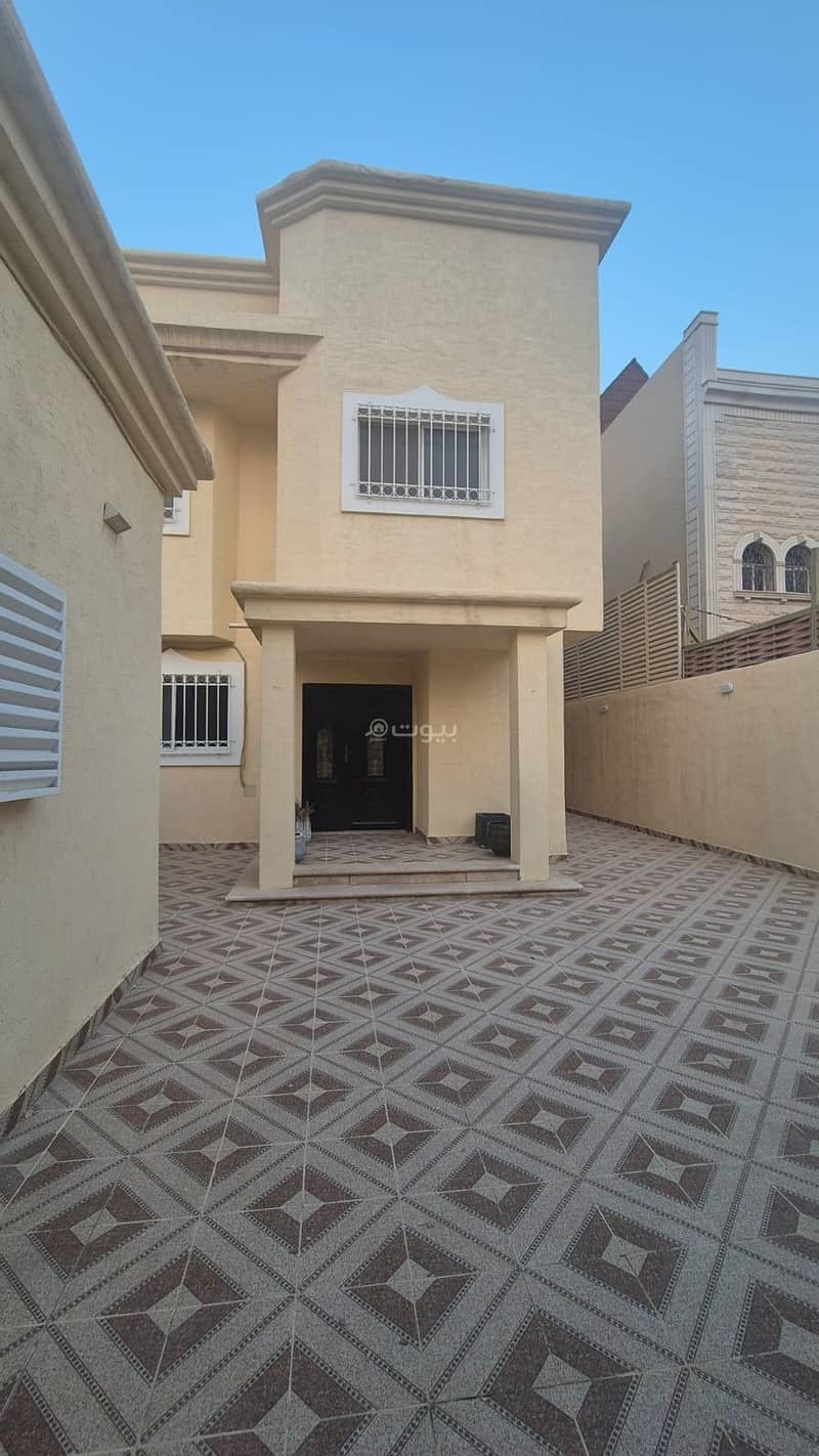 5 bedroom villa in Al Sahafah, Riyadh 3