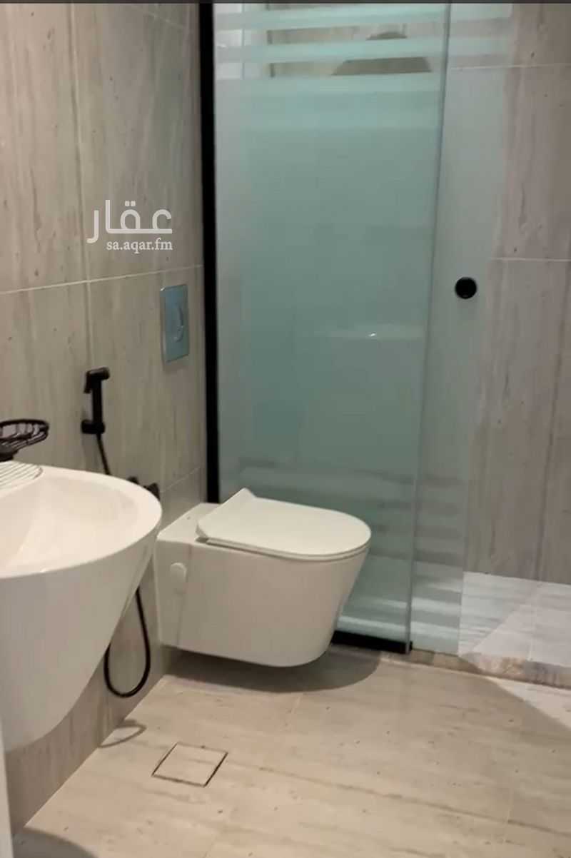 3 bedroom apartment in King Abdul Aziz, Riyadh 5