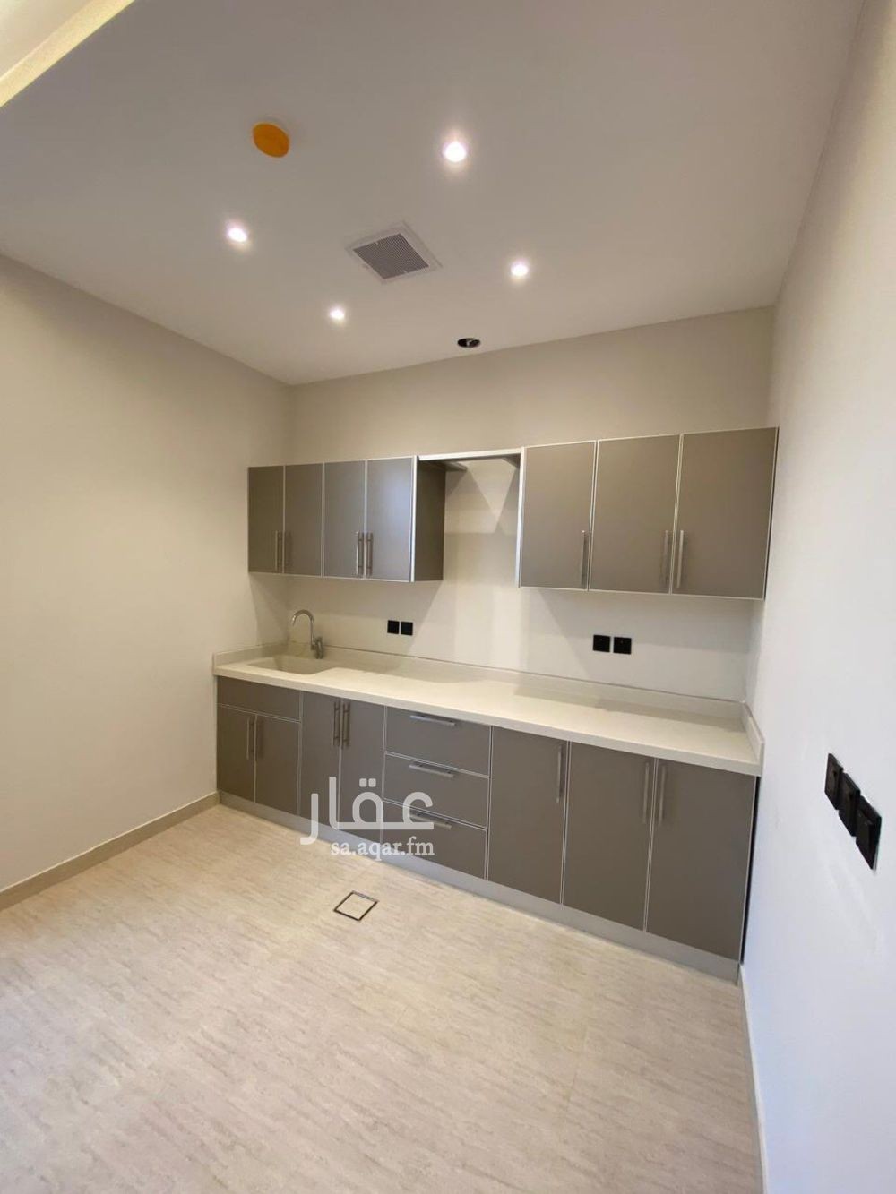 33 bedroom building in Dhahrat Laban, Riyadh 5