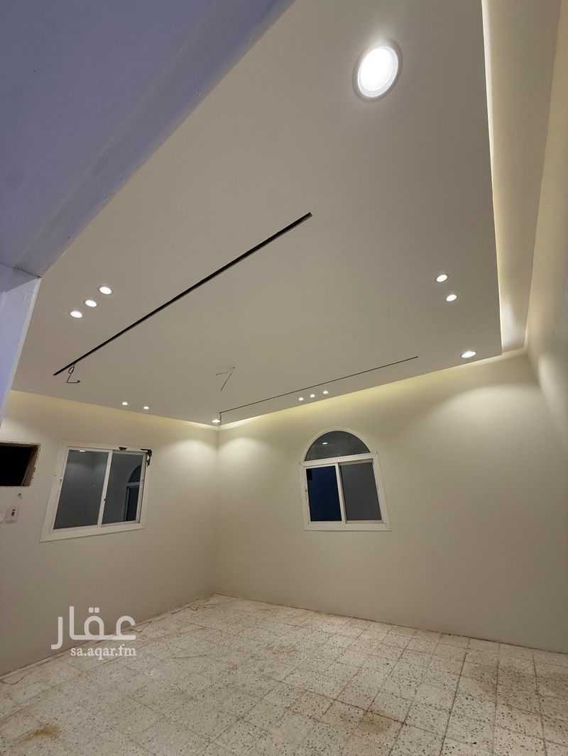 4 bedroom apartment in Nakhab, Taif 5