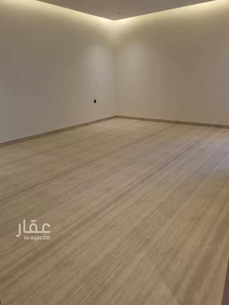 5 bedroom villa in Al Buhairah 7