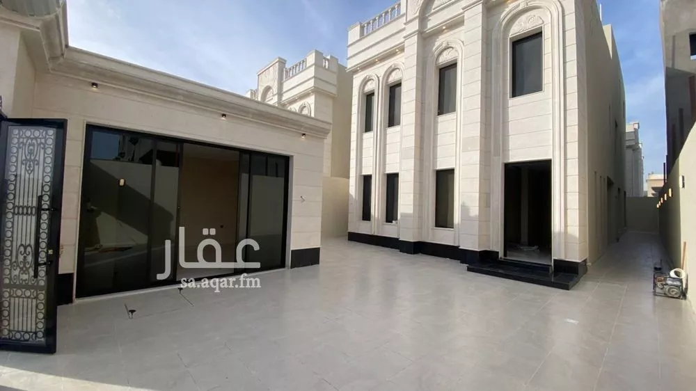 فيلا 9 غرف في الأمواج 11