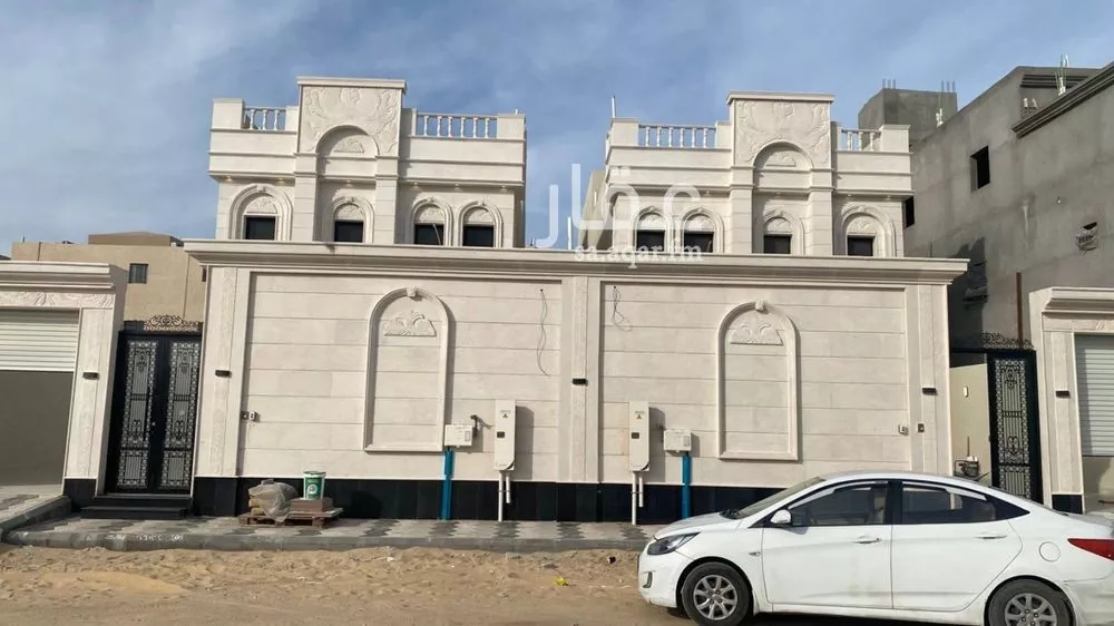 فيلا 9 غرف في الأمواج 12