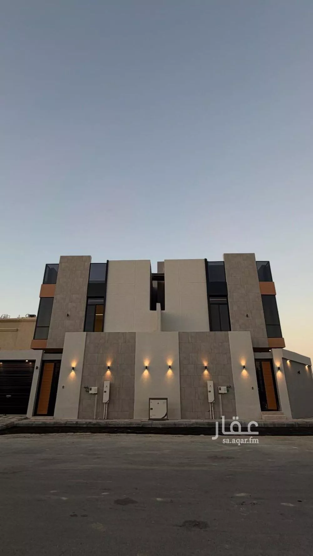 8 bedroom villa in As Sawari 3