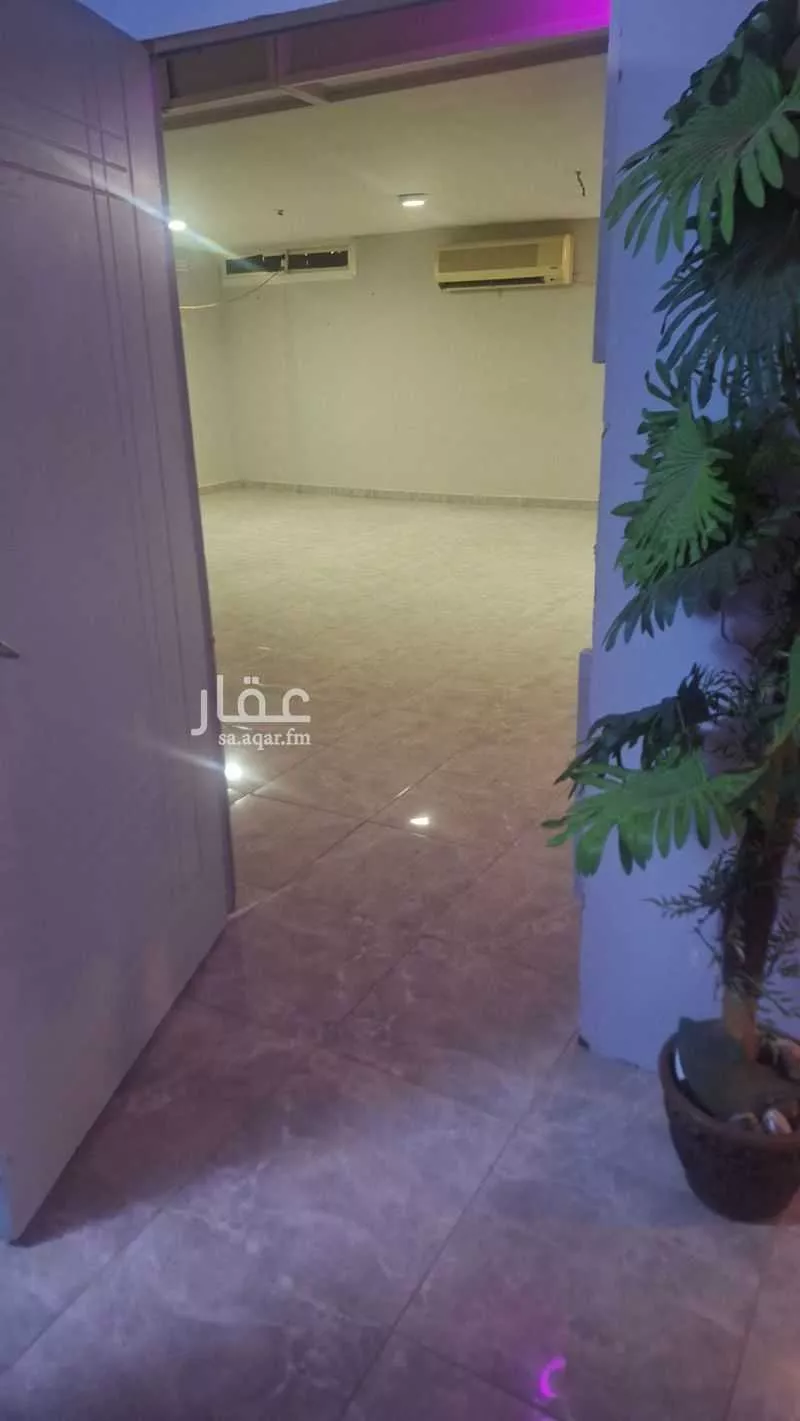 2 bedroom apartment in Al Sharayea, Makkah 4