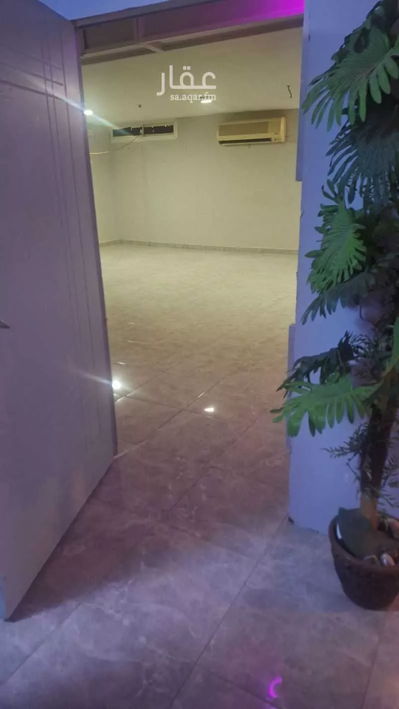 2 bedroom apartment in Al Sharayea, Makkah 6