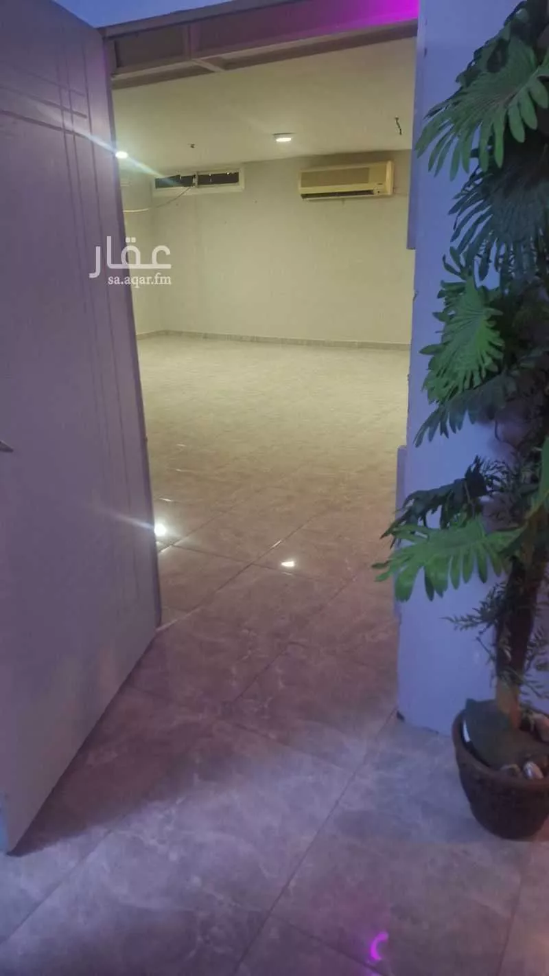 2 bedroom apartment in Al Sharayea, Makkah 9
