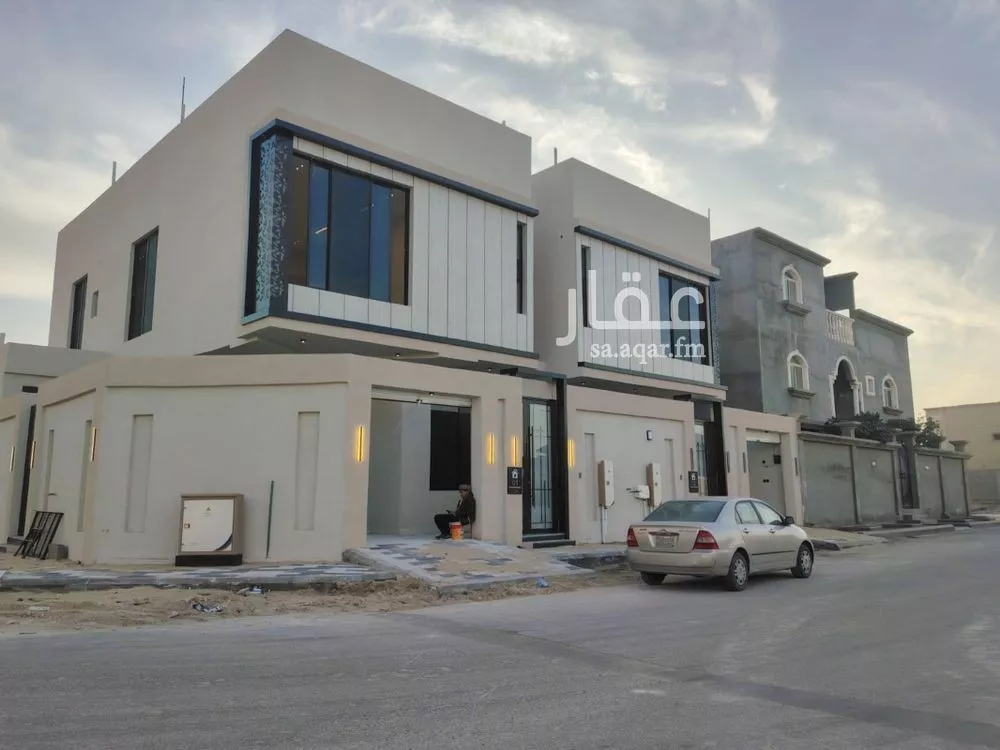 7 bedroom villa in As Sawari 3