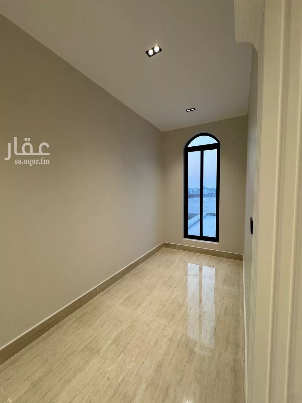 فيلا 7 غرف في اللؤلؤ 14