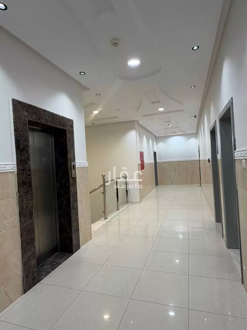 10 bedroom office in Al Yarmouk, Riyadh 12