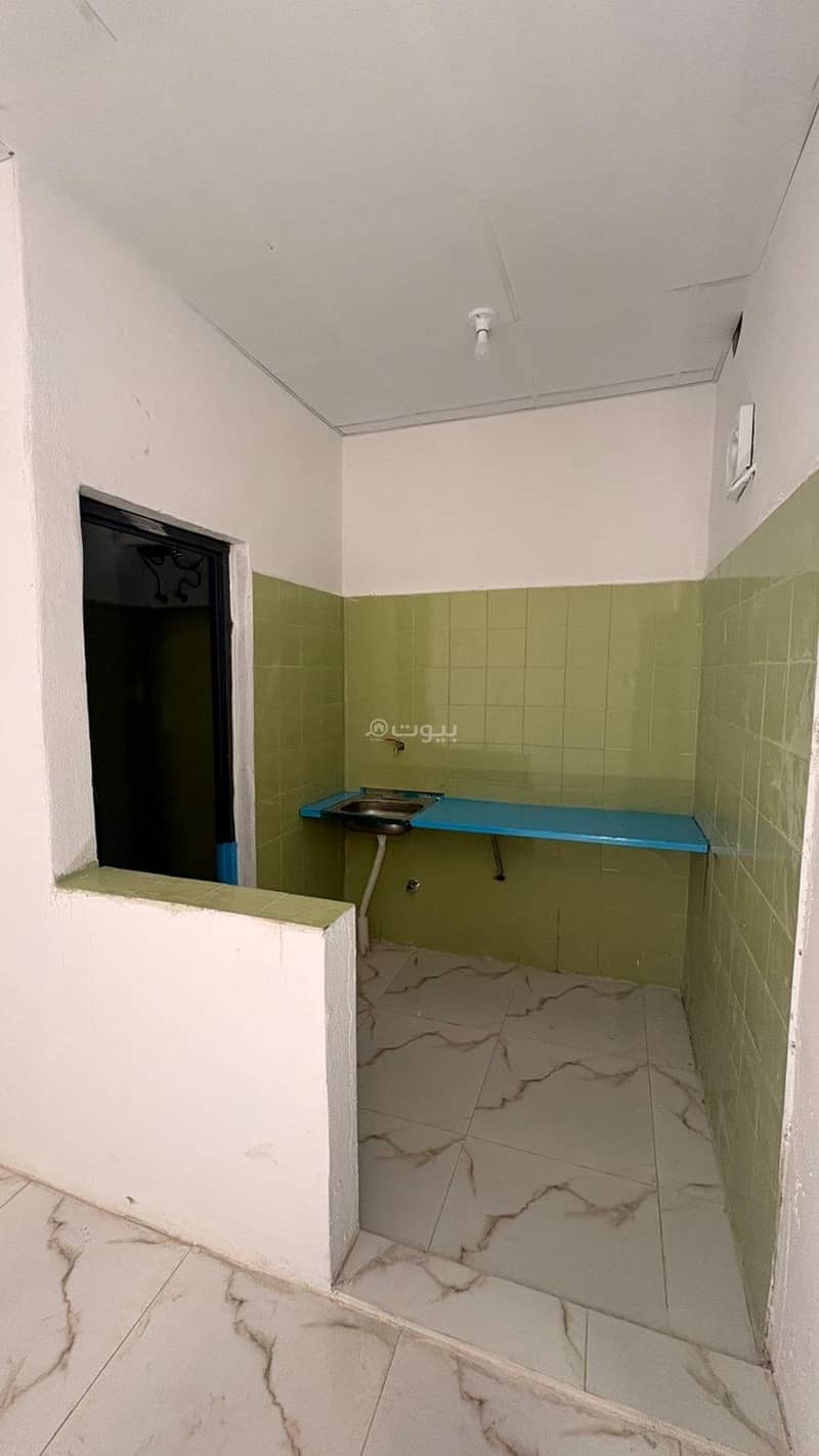 building in Al Misfat, Riyadh 3
