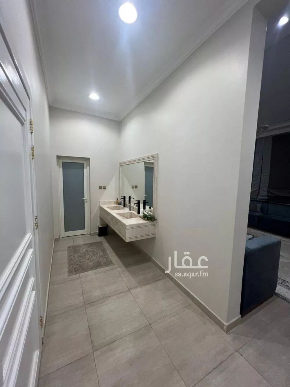 5 bedroom villa in Al Buhairah 2