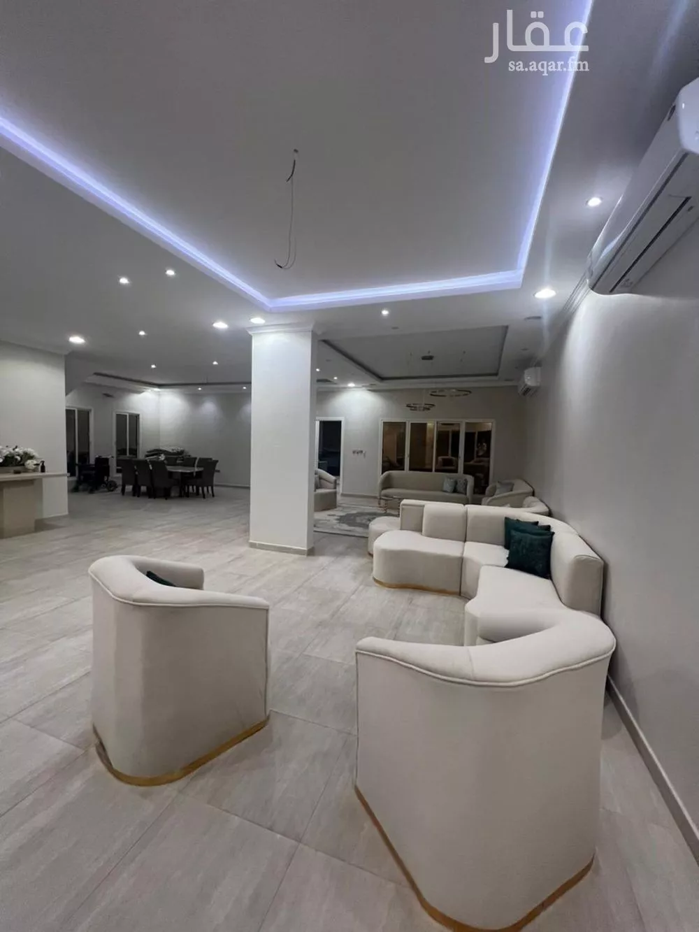 5 bedroom villa in Al Buhairah 8