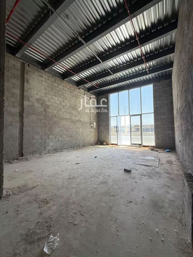 shop in Al Aridh, Riyadh 8