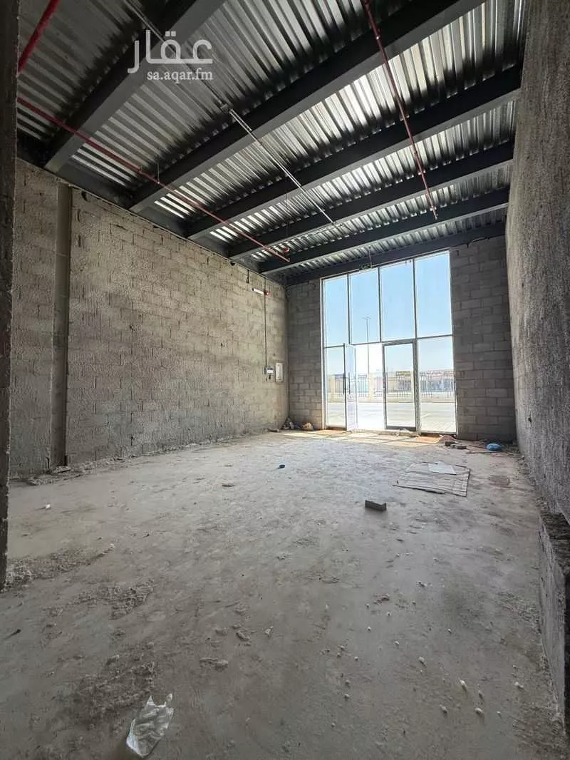 shop in Al Aridh, Riyadh 4