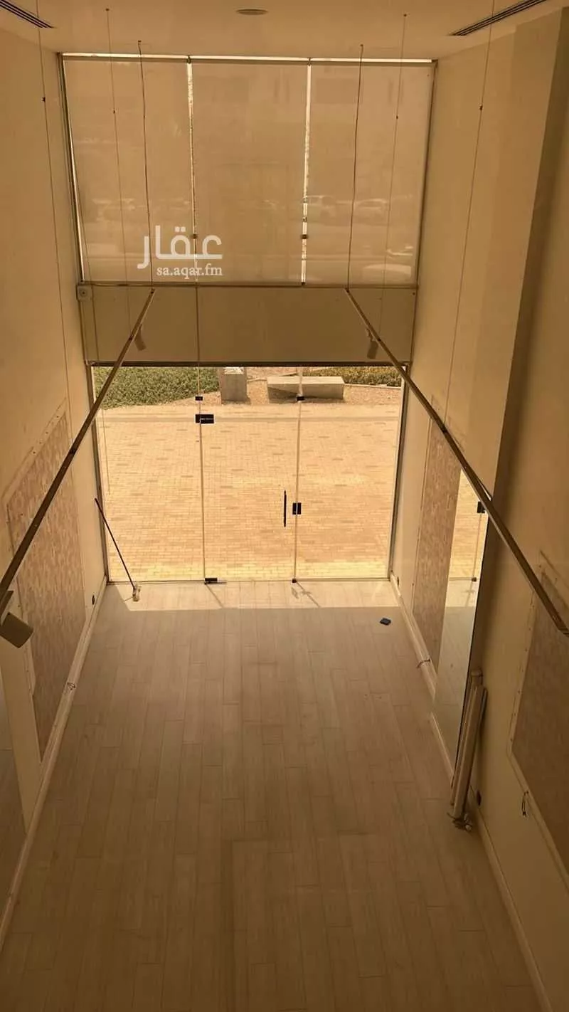shop in Al Malqa, Riyadh 3