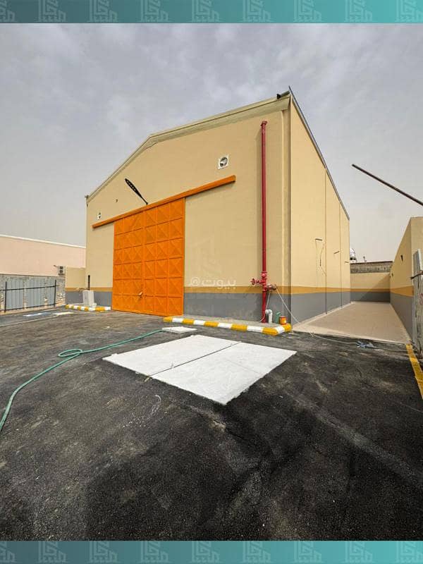 warehouse in Al Ghnamiah, Riyadh 2