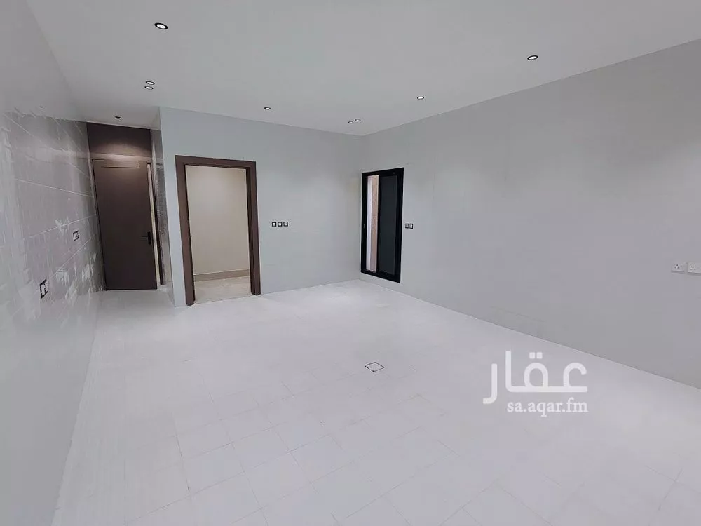 8 bedroom villa in As Sawari 3