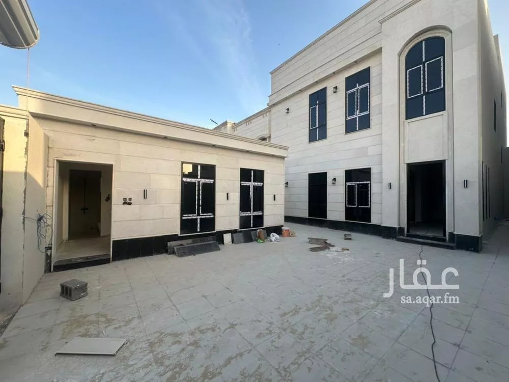 فيلا 7 غرف في الشراع 2