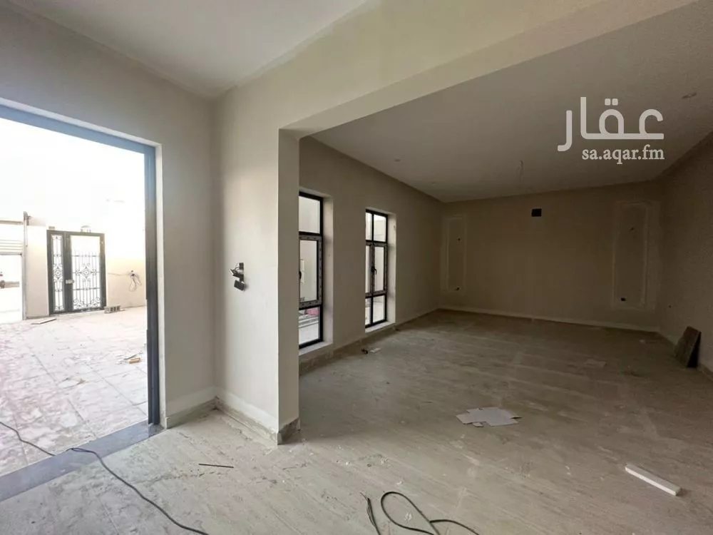 فيلا 7 غرف في الشراع 3
