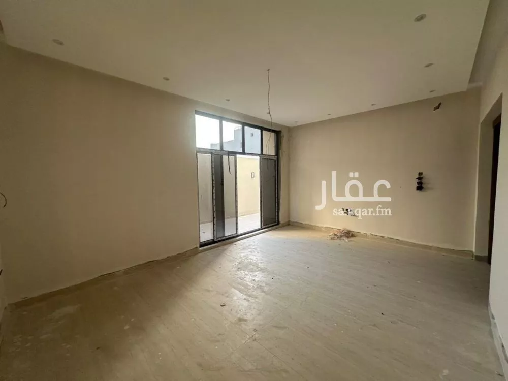 فيلا 7 غرف في الشراع 7