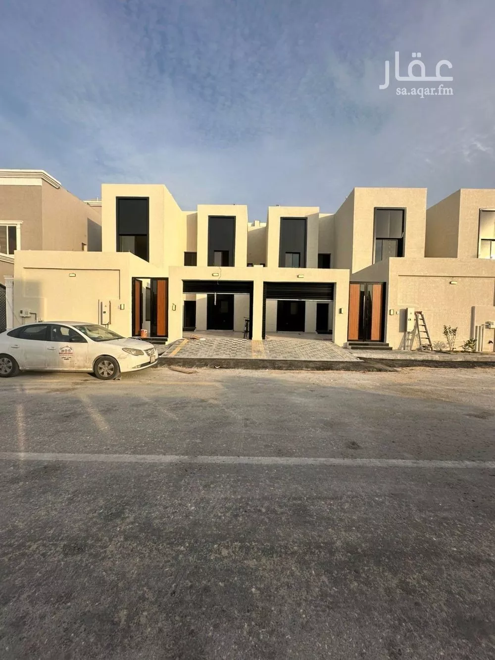 7 bedroom villa in Al Amwaj 8
