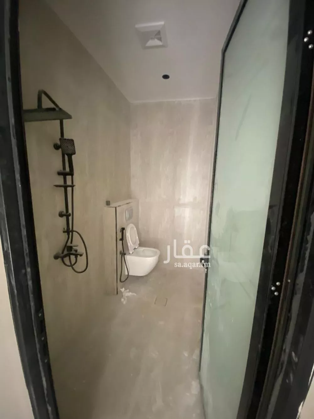 فيلا 6 غرف في الشراع 5
