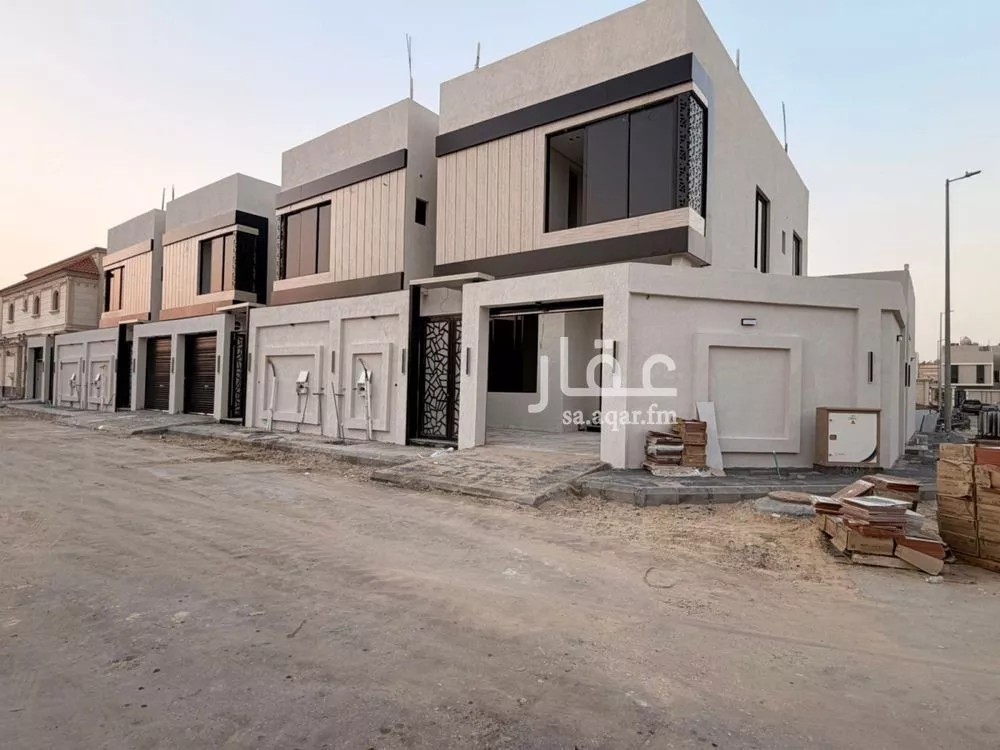 8 bedroom villa in Al Shiraa 3