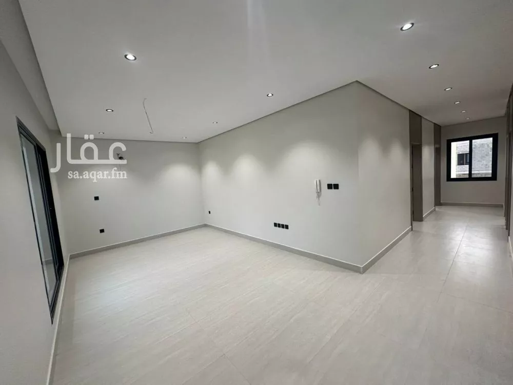 7 bedroom villa in Al Amwaj, Eastern Province 5