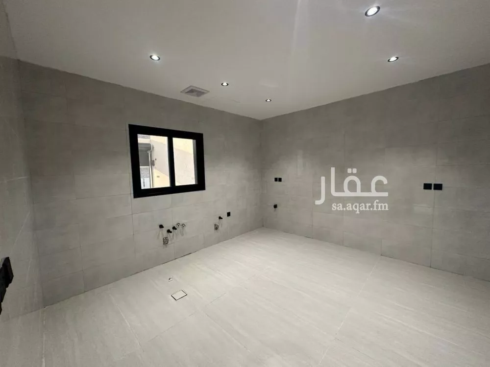 7 bedroom villa in Al Amwaj, Eastern Province 9