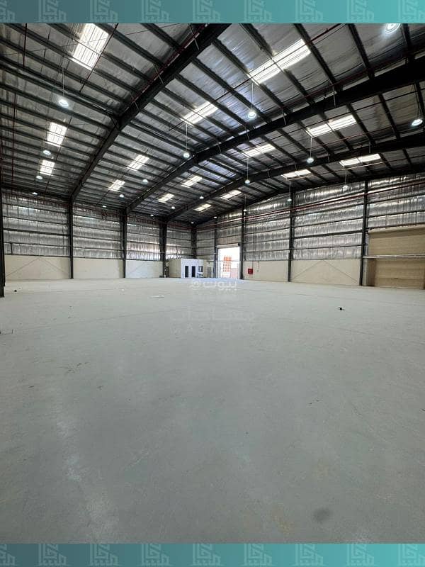 warehouse in Al Misfat, Riyadh 3
