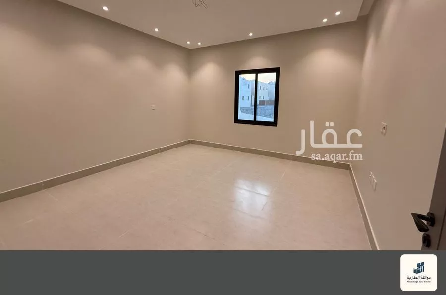 5 bedroom villa in Al Amwaj 2