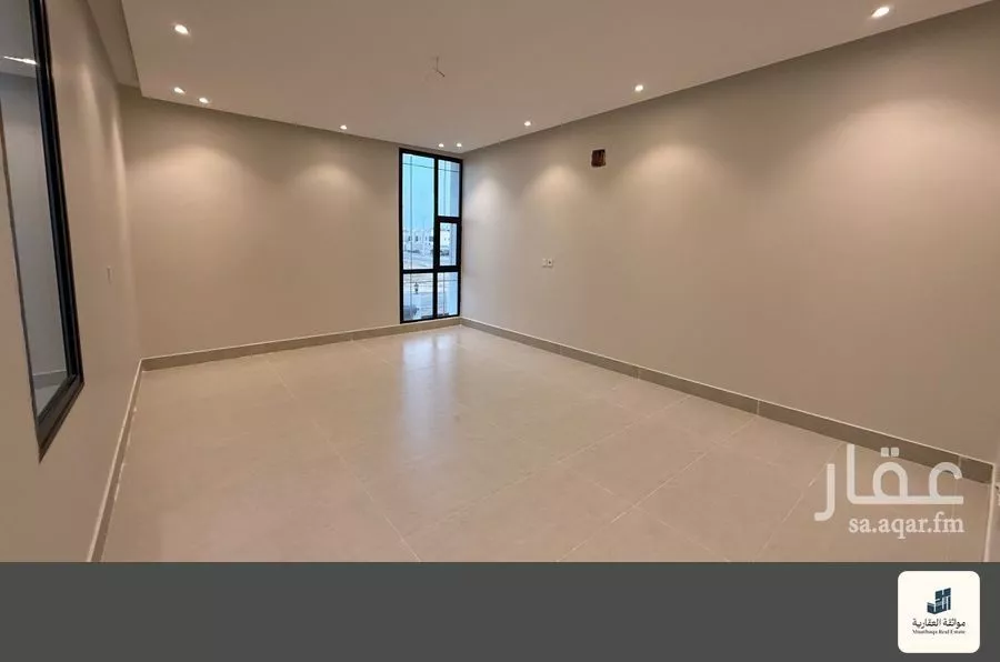 5 bedroom villa in Al Amwaj 11