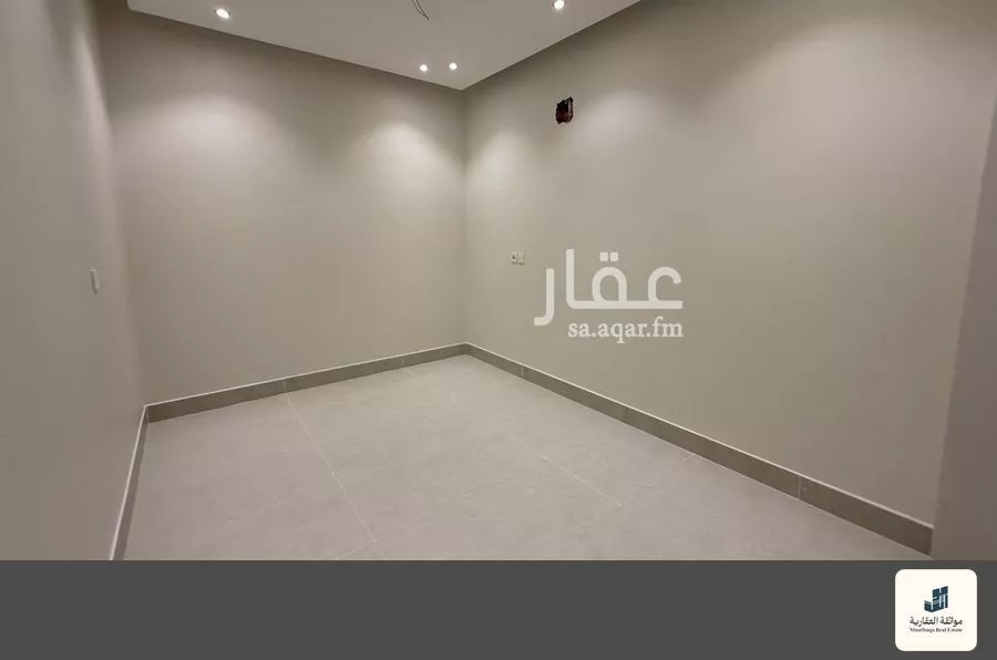 5 bedroom villa in Al Amwaj 14