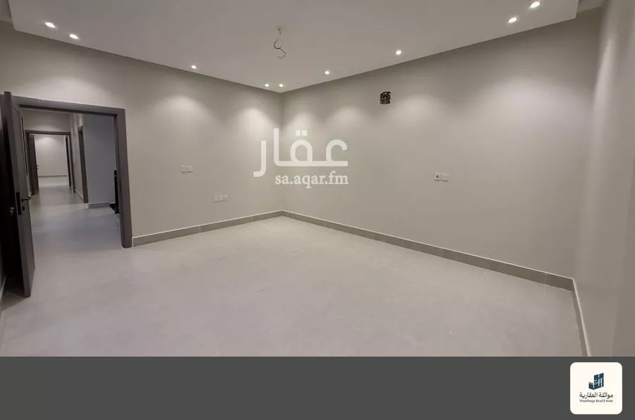 5 bedroom villa in Al Amwaj 10
