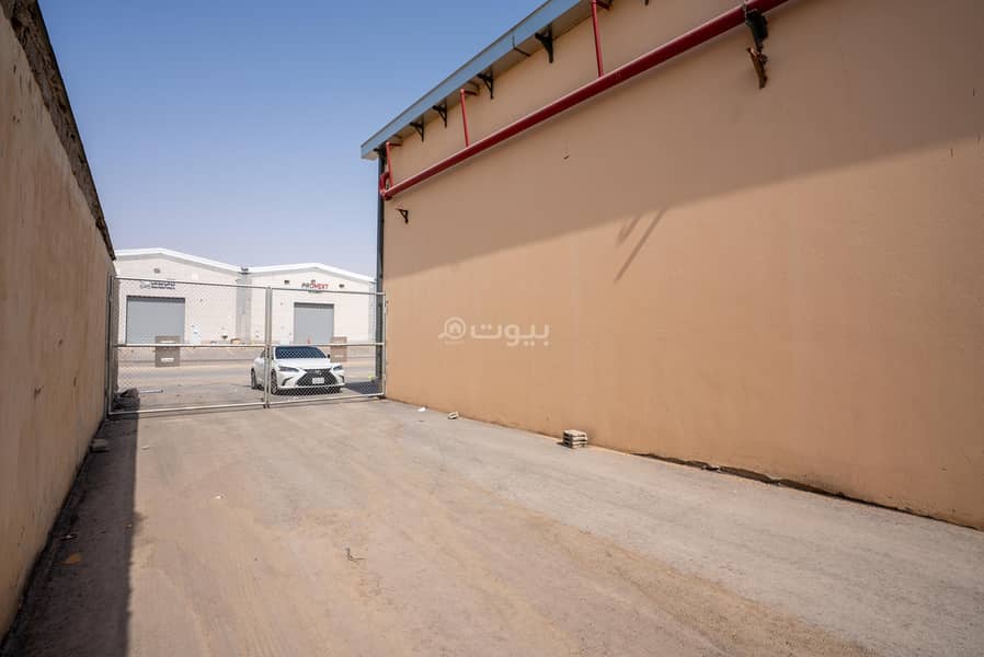 warehouse in Al Sulay, Riyadh 15