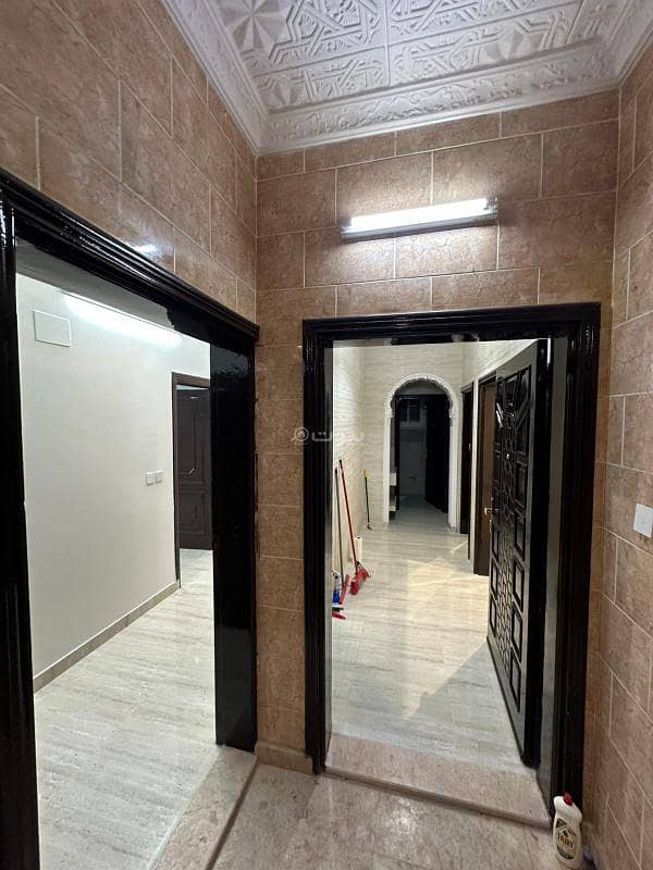 shop in Dhul Hulayfah, Madinah 3