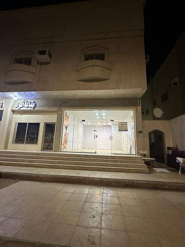 shop in Dhul Hulayfah, Madinah 2