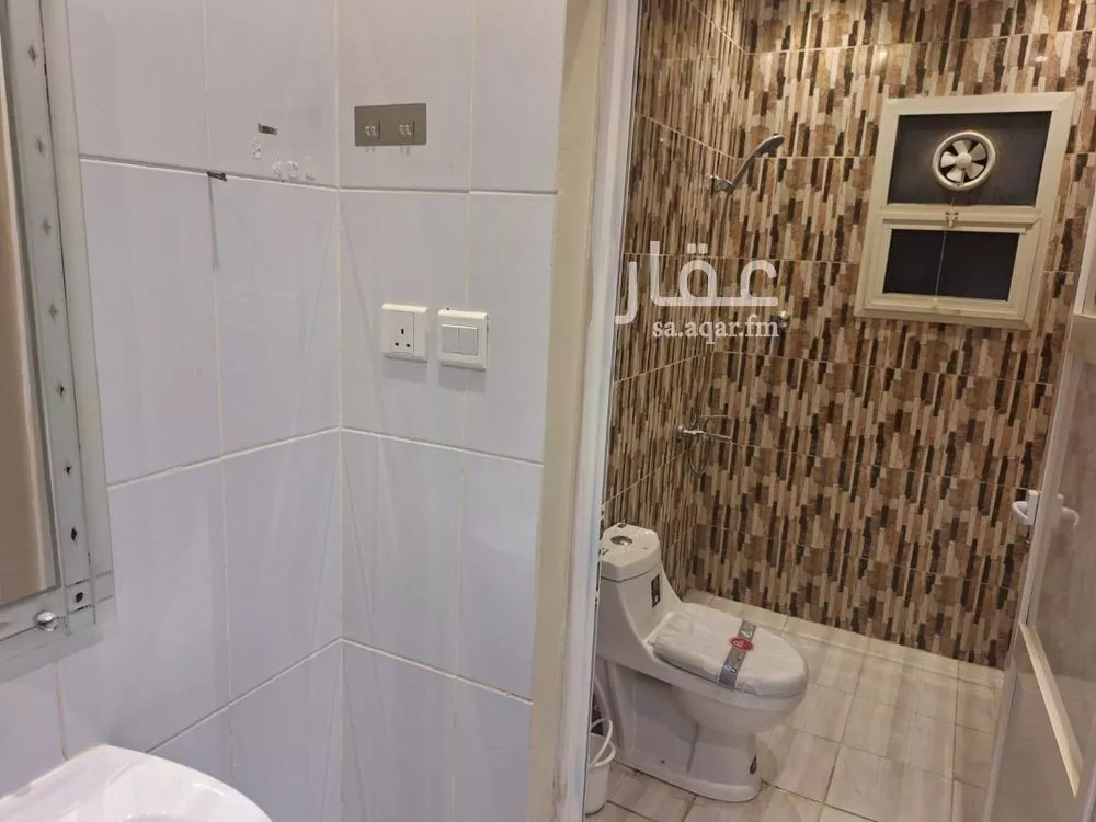 دور 3 غرف في العارض 14