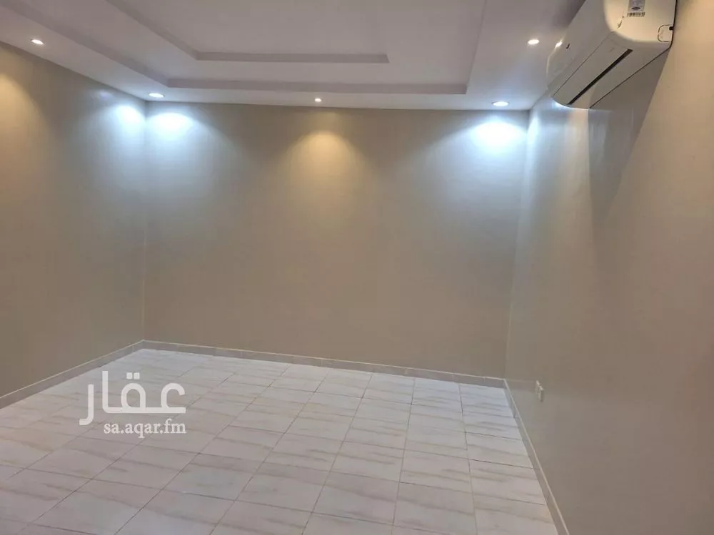 دور 3 غرف في العارض 7