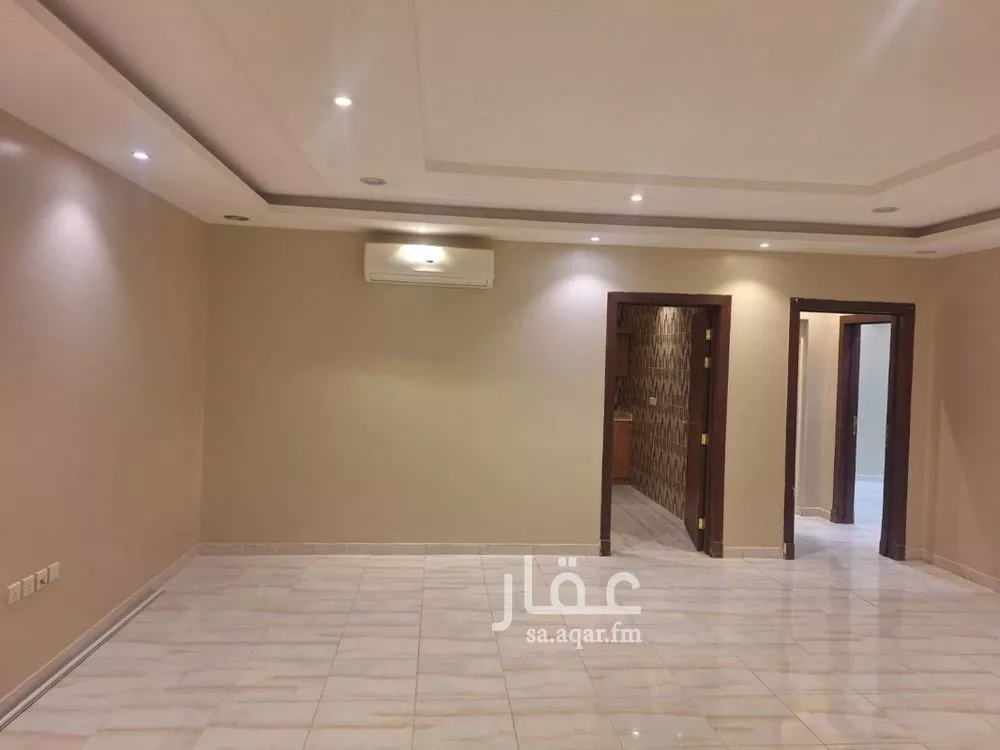 دور 3 غرف في العارض 8