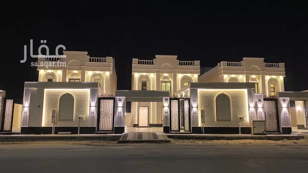 فيلا 7 غرف في العقيق 2