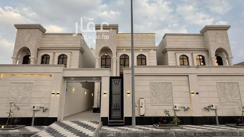 فيلا 5 غرف في الصواري 18